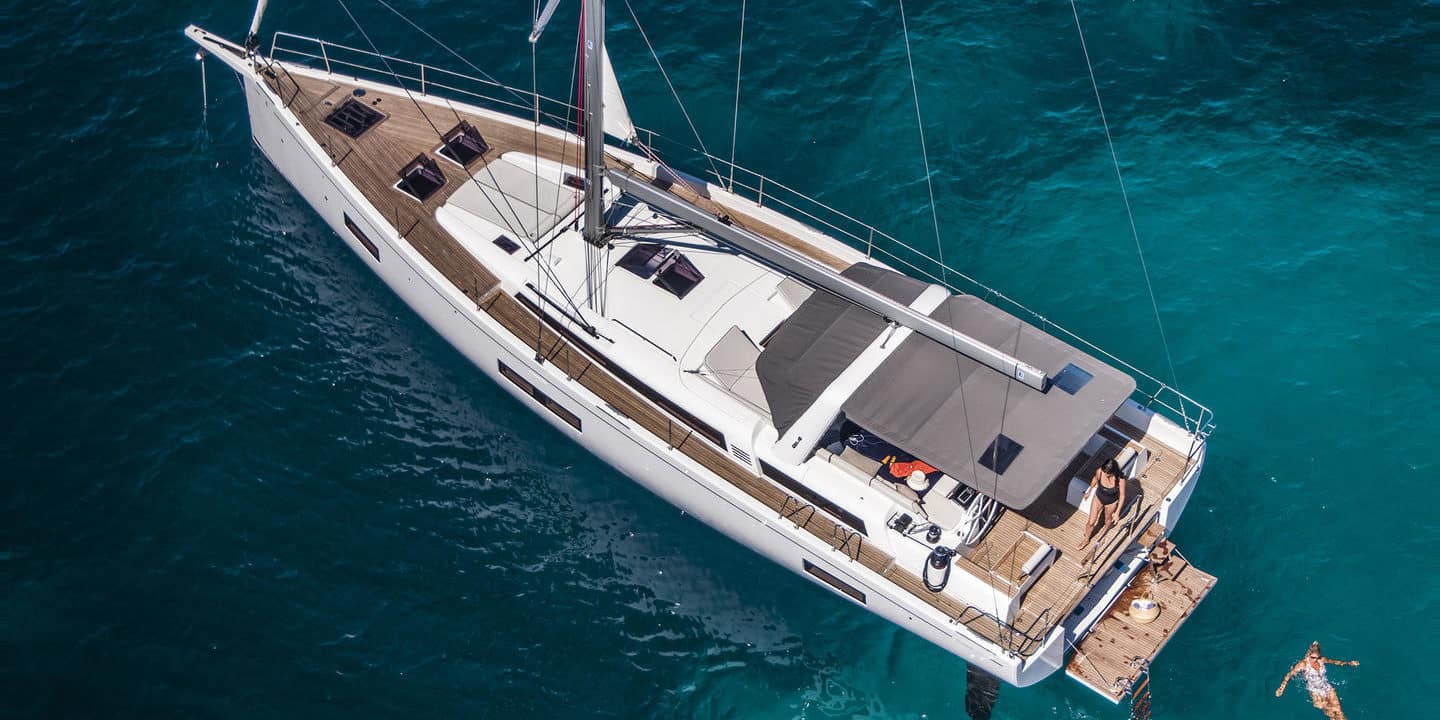 Oceanis Yacht 54