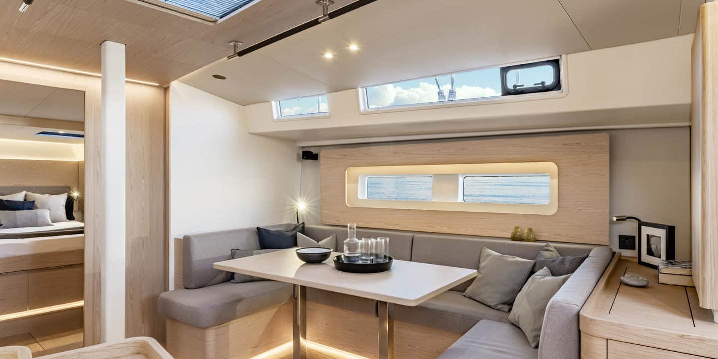 Oceanis Yacht 54