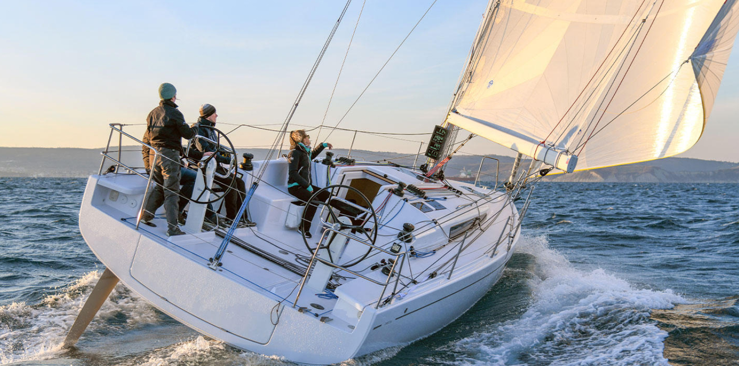 Beneteau yacht sailing - Geneva Boats