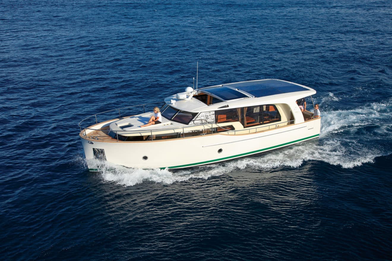 Greenline 40 boat sailing