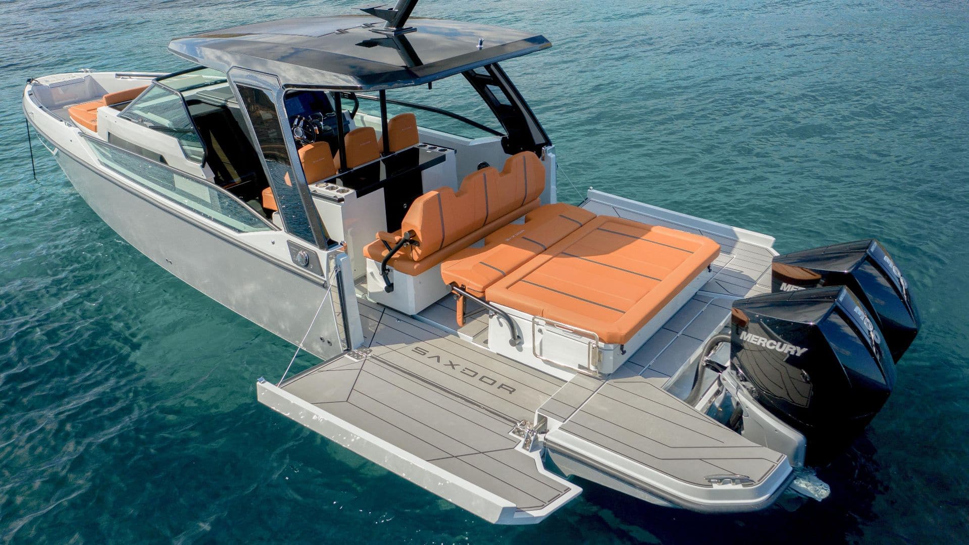 Saxdor 320 GTO boat docked
